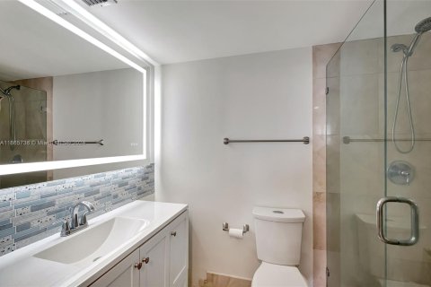 Copropriété à vendre à Miami Beach, Floride: 2 chambres, 81.75 m2 № 1378669 - photo 12