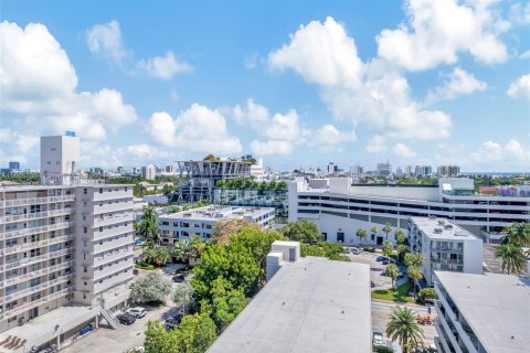 Copropriété à vendre à Miami Beach, Floride: 2 chambres, 81.75 m2 № 1378669 - photo 19