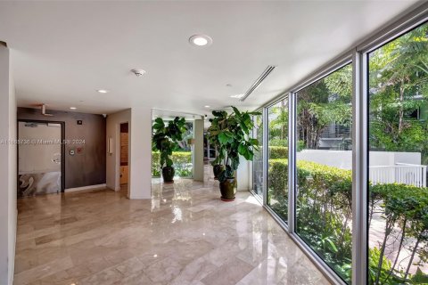 Copropriété à vendre à Miami Beach, Floride: 2 chambres, 81.75 m2 № 1378669 - photo 24