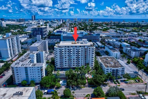 Copropriété à vendre à Miami Beach, Floride: 2 chambres, 81.75 m2 № 1378669 - photo 22