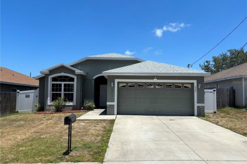 Villa ou maison à vendre à New Port Richey, Floride: 3 chambres, 131.27 m2 № 1251967 - photo 1