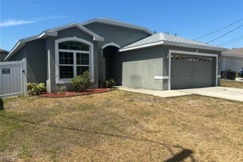 Villa ou maison à vendre à New Port Richey, Floride: 3 chambres, 131.27 m2 № 1251967 - photo 2