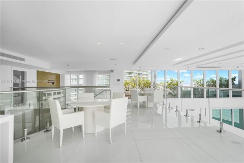 Condo in Sunny Isles Beach, Florida, 6 bedrooms  № 1411966 - photo 23