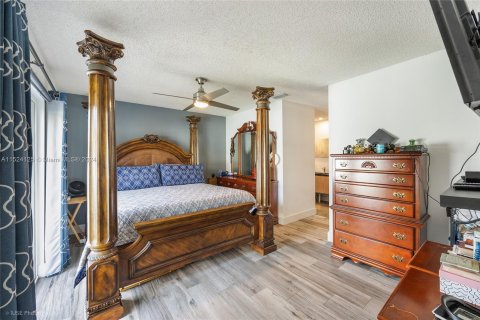 Casa en venta en Pembroke Pines, Florida, 3 dormitorios, 121.14 m2 № 981210 - foto 12