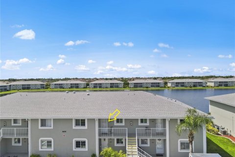 Copropriété à vendre à Punta Gorda, Floride: 2 chambres, 96.99 m2 № 1295630 - photo 1