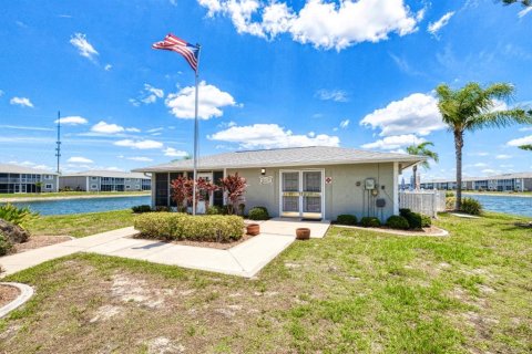 Copropriété à vendre à Punta Gorda, Floride: 2 chambres, 96.99 m2 № 1295630 - photo 29