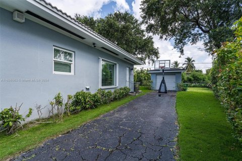 Casa en venta en Miami, Florida, 3 dormitorios, 201.78 m2 № 1345535 - foto 7