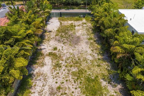 Купить земельный участок в Майами-Бич, Флорида № 517962 - фото 9