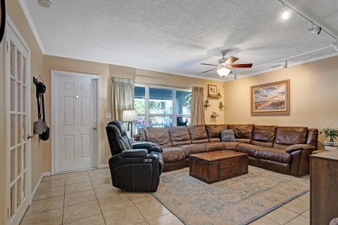 Villa ou maison à vendre à Oakland Park, Floride: 3 chambres, 147.44 m2 № 860317 - photo 28