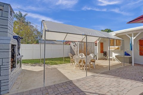 Casa en venta en Oakland Park, Florida, 3 dormitorios, 147.44 m2 № 860317 - foto 8