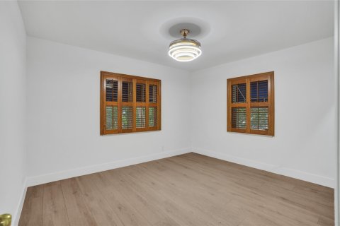 Villa ou maison à vendre à Fort Lauderdale, Floride: 2 chambres, 125.42 m2 № 839819 - photo 10