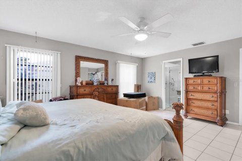 Casa en venta en Tampa, Florida, 3 dormitorios, 154.4 m2 № 1340952 - foto 18