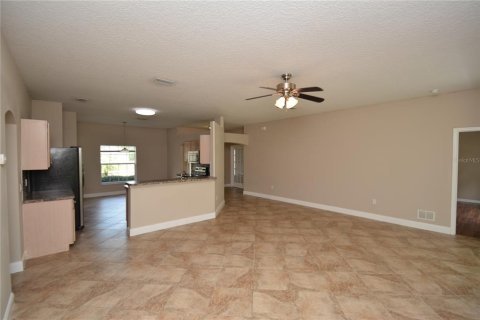 House in Palm Coast, Florida 3 bedrooms, 172.05 sq.m. № 1340999 - photo 8