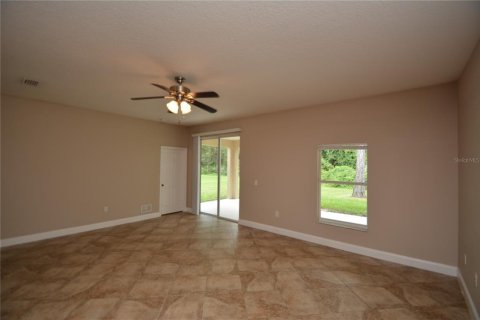 House in Palm Coast, Florida 3 bedrooms, 172.05 sq.m. № 1340999 - photo 13