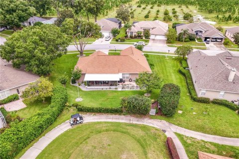 House in Mount Dora, Florida 3 bedrooms, 185.34 sq.m. № 1340951 - photo 27