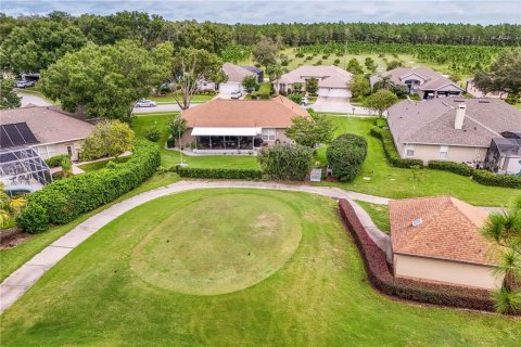 House in Mount Dora, Florida 3 bedrooms, 185.34 sq.m. № 1340951 - photo 28