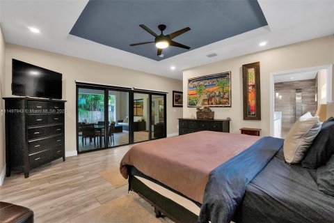 Casa en venta en South Miami, Florida, 4 dormitorios, 225.66 m2 № 890042 - foto 14