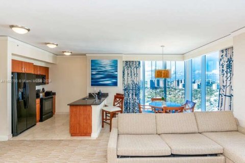 Condo in Sunny Isles Beach, Florida, 2 bedrooms  № 1221747 - photo 7