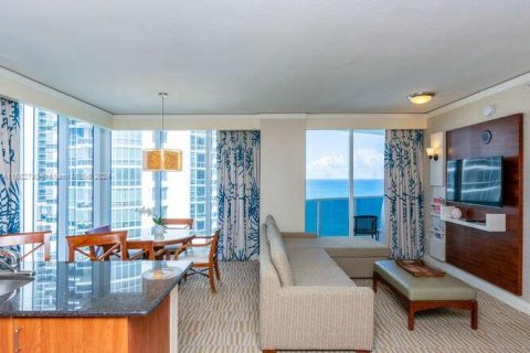 Copropriété à vendre à Sunny Isles Beach, Floride: 2 chambres, 94.85 m2 № 1221747 - photo 20