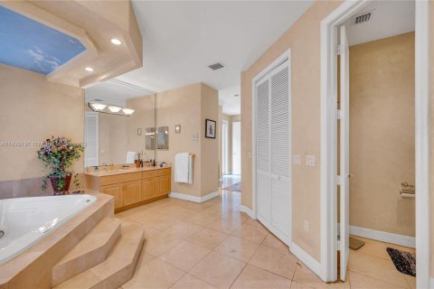 Casa en venta en Pinecrest, Florida, 6 dormitorios, 518.02 m2 № 643365 - foto 29