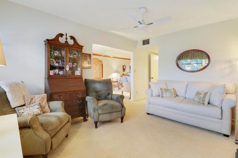 Condo in Stuart, Florida, 2 bedrooms  № 1188601 - photo 23