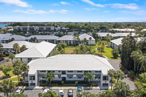 Copropriété à vendre à Stuart, Floride: 2 chambres, 120.77 m2 № 1188601 - photo 10