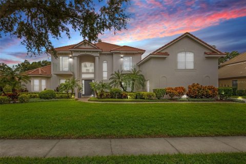 Casa en venta en Orlando, Florida, 6 dormitorios, 396.97 m2 № 1354335 - foto 1