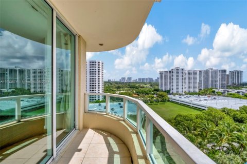 Condominio en venta en Aventura, Florida, 3 dormitorios, 153.29 m2 № 1294985 - foto 3