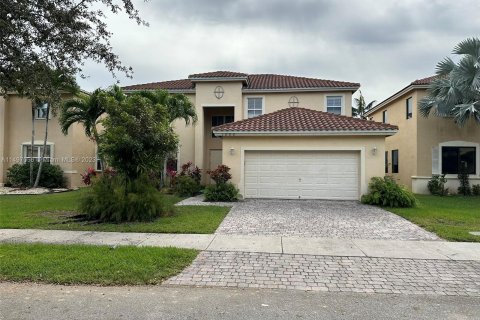 Villa ou maison à vendre à Homestead, Floride: 4 chambres, 258.55 m2 № 876207 - photo 1
