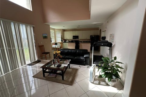 Casa en venta en Homestead, Florida, 4 dormitorios, 258.55 m2 № 876207 - foto 11