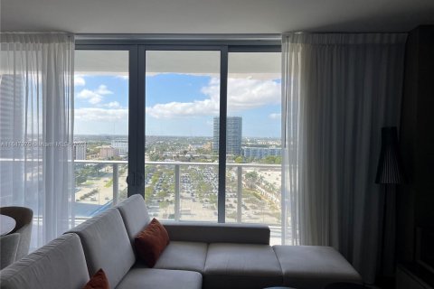 Copropriété à vendre à Hollywood, Floride: 1 chambre, 65.22 m2 № 1330343 - photo 3