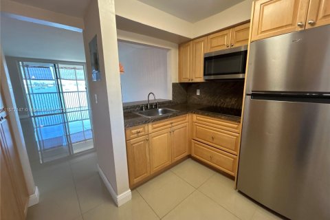 Copropriété à vendre à Aventura, Floride: 1 chambre, 71.35 m2 № 1132534 - photo 25