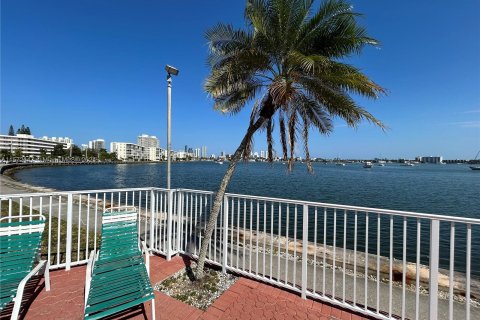 Copropriété à vendre à Aventura, Floride: 1 chambre, 71.35 m2 № 1132534 - photo 6