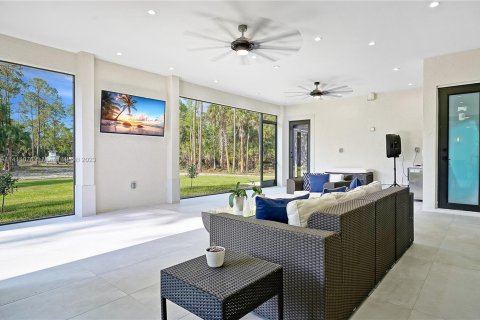 Купить виллу или дом в Нейплс, Флорида 5 спален, № 574537 - фото 21