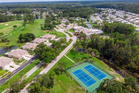 Condo in New Port Richey, Florida, 2 bedrooms  № 1442507 - photo 16