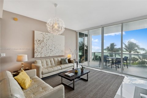 Condominio en venta en Sunny Isles Beach, Florida, 2 dormitorios, 125.23 m2 № 969903 - foto 20