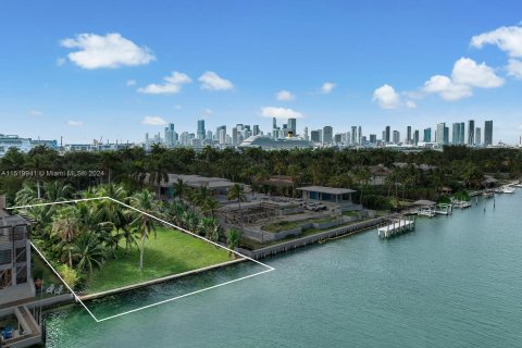 Купить земельный участок в Майами-Бич, Флорида № 969904 - фото 3
