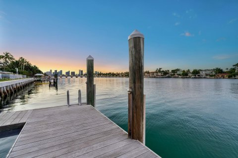 Купить земельный участок в Майами-Бич, Флорида № 969904 - фото 15