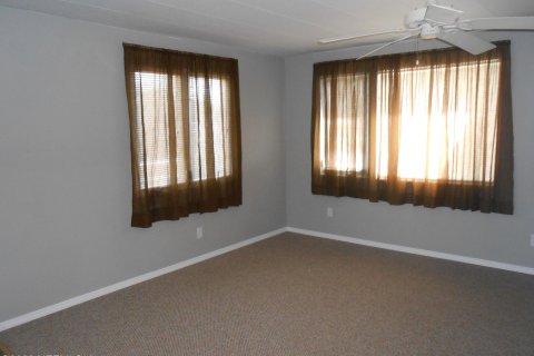 Commercial property in Saint Augustine, Florida 4 bedrooms, 111.48 sq.m. № 766264 - photo 12