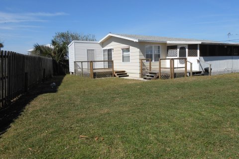 Commercial property in Saint Augustine, Florida 4 bedrooms, 111.48 sq.m. № 766264 - photo 1