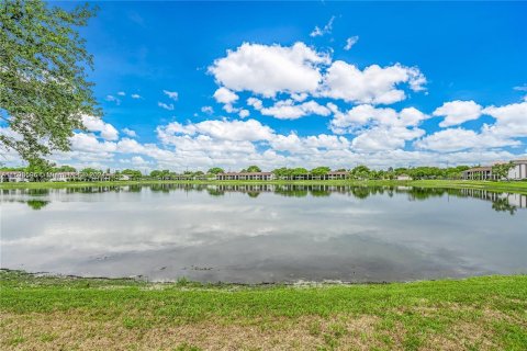 Condo in Oakland Park, Florida, 2 bedrooms  № 1230061 - photo 25