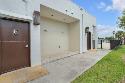 Copropriété à vendre à Oakland Park, Floride: 2 chambres, 82.68 m2 № 1230061 - photo 21