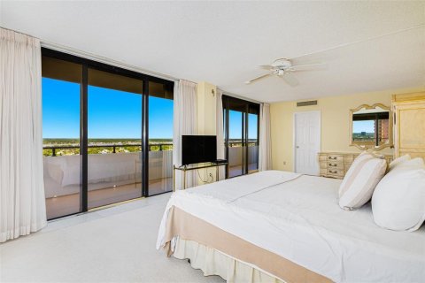 Condo in Daytona Beach, Florida, 2 bedrooms  № 1350416 - photo 23