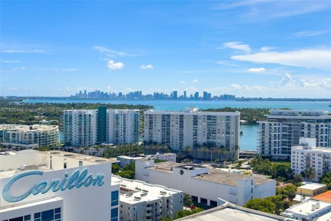 Copropriété à vendre à Miami Beach, Floride: 2 chambres, 118.91 m2 № 1281248 - photo 1