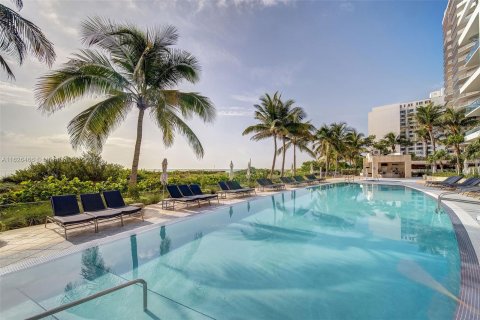 Copropriété à vendre à Miami Beach, Floride: 2 chambres, 118.91 m2 № 1281248 - photo 24