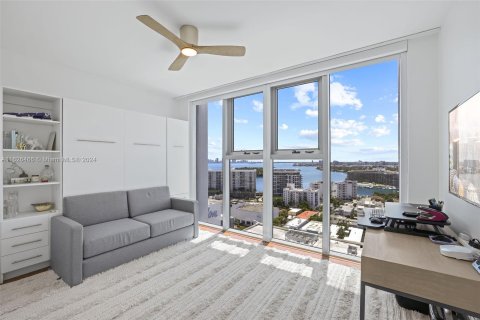 Copropriété à vendre à Miami Beach, Floride: 2 chambres, 118.91 m2 № 1281248 - photo 15