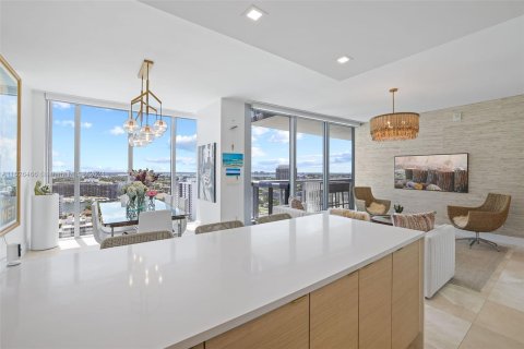 Condominio en venta en Miami Beach, Florida, 2 dormitorios, 118.91 m2 № 1281248 - foto 10