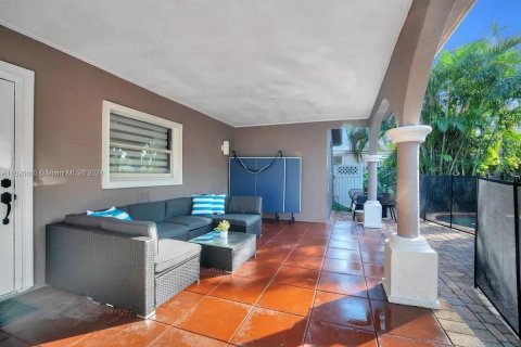 Casa en venta en Hollywood, Florida, 4 dormitorios, 210.05 m2 № 1281250 - foto 24