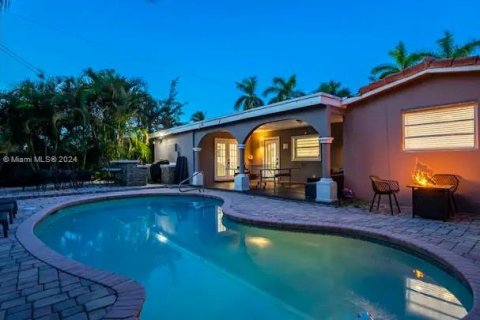 Casa en venta en Hollywood, Florida, 4 dormitorios, 210.05 m2 № 1281250 - foto 30