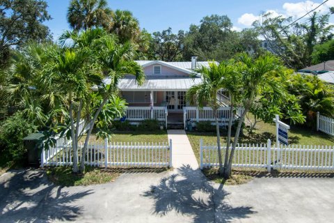 Villa ou maison à vendre à Stuart, Floride: 3 chambres, 86.21 m2 № 981738 - photo 2